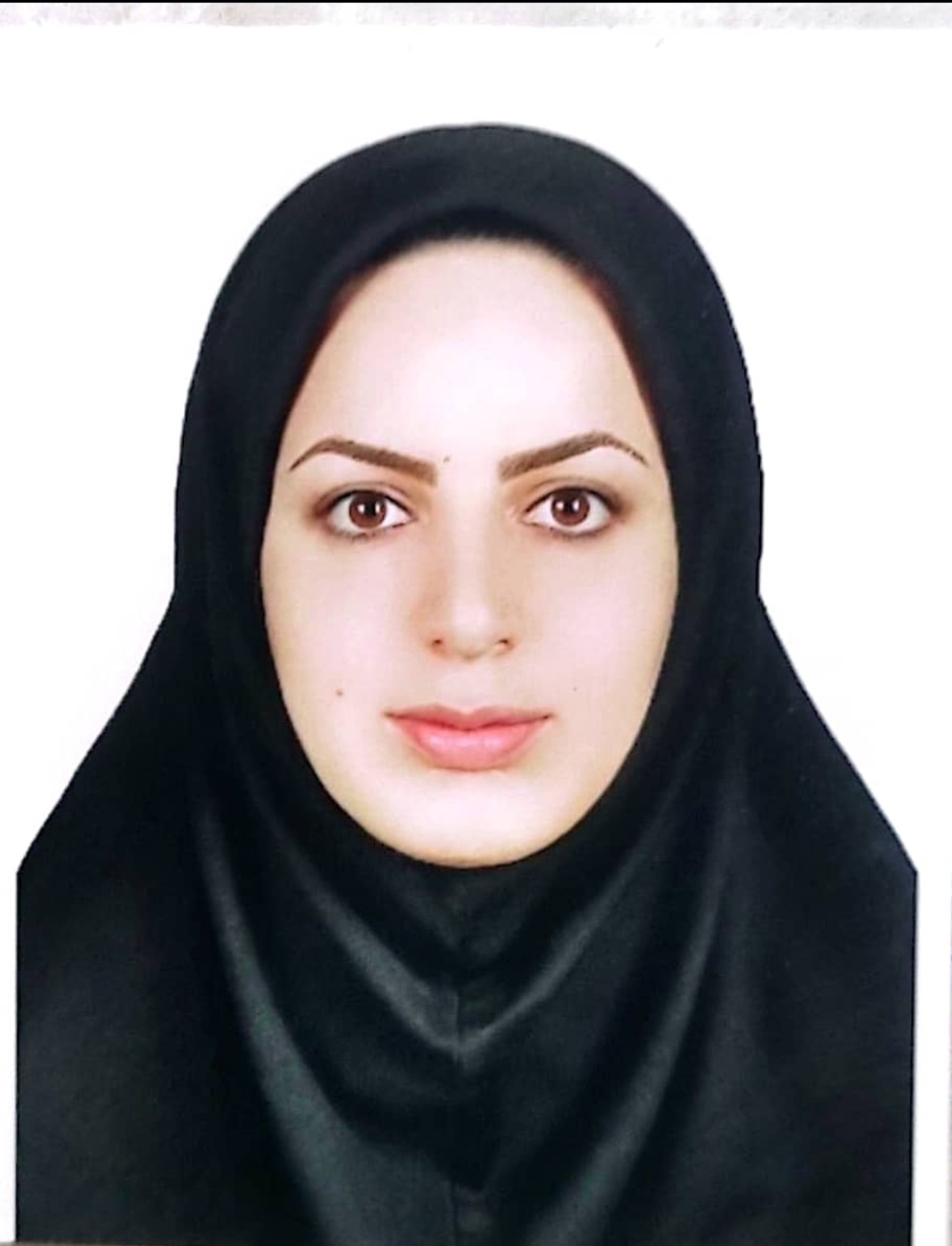 نفیسه داودی